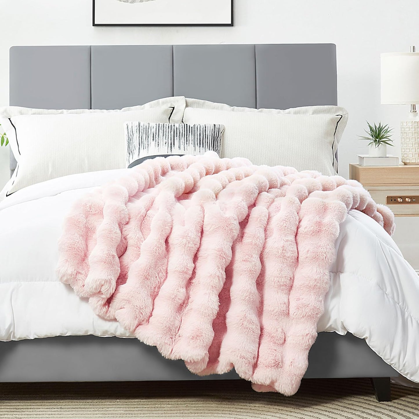 Decorative Soft Thick Fuzzy Faux Rabbit Fur Throw Blanket 