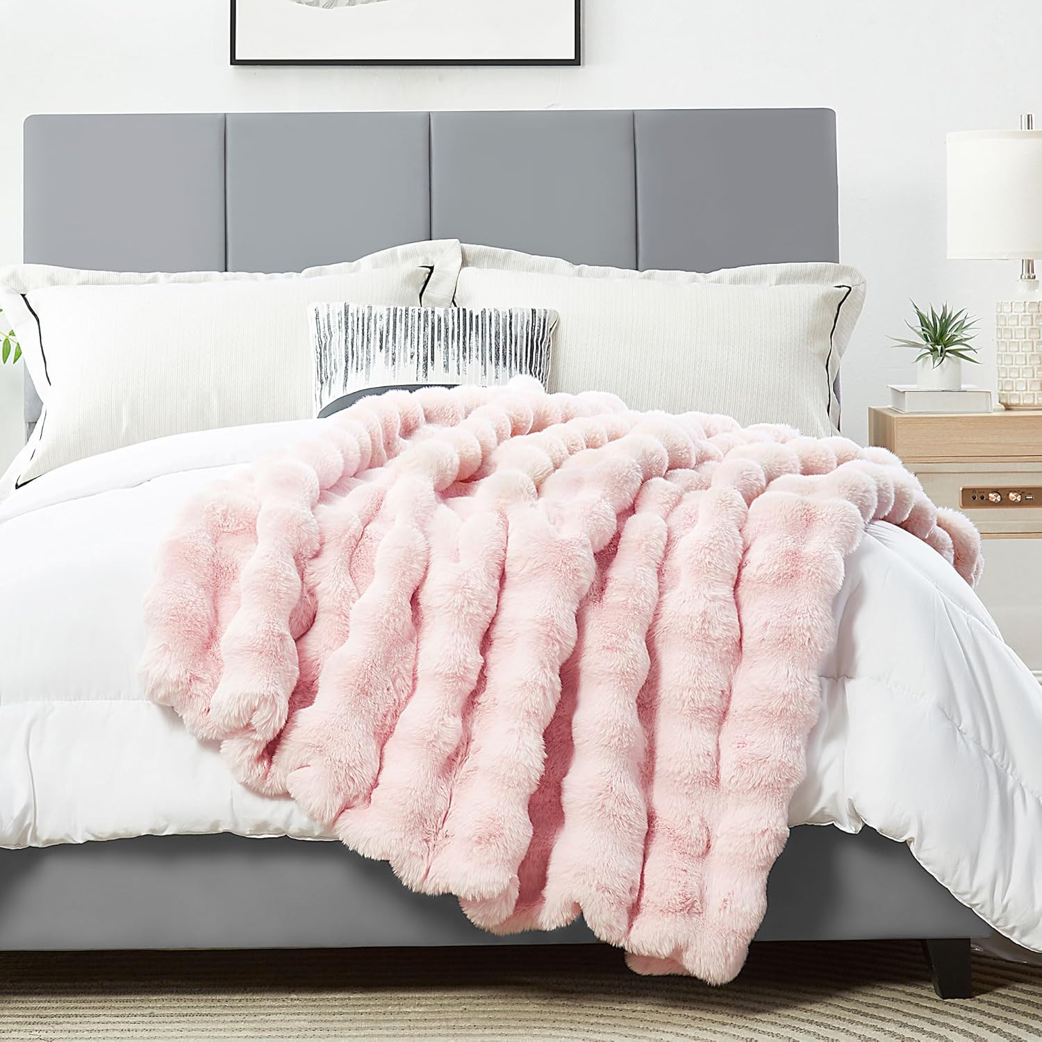 Decorative Soft Thick Fuzzy Faux Rabbit Fur Throw Blanket 