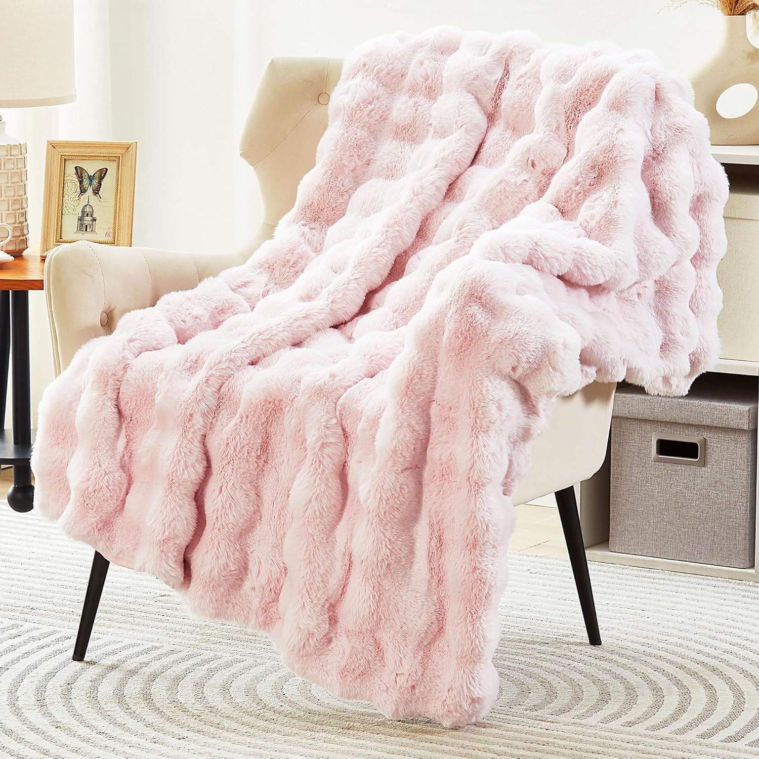 Decorative Soft Thick Fuzzy Faux Rabbit Fur Throw Blanket 